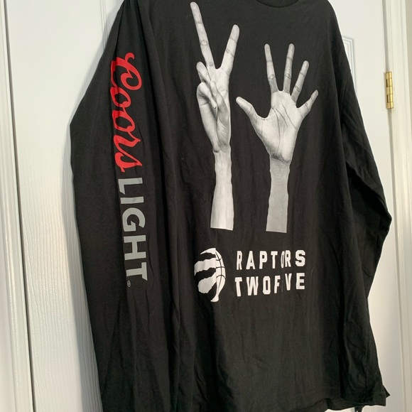 Toronto Raptors Long Sleeve - Picture 2 of 2